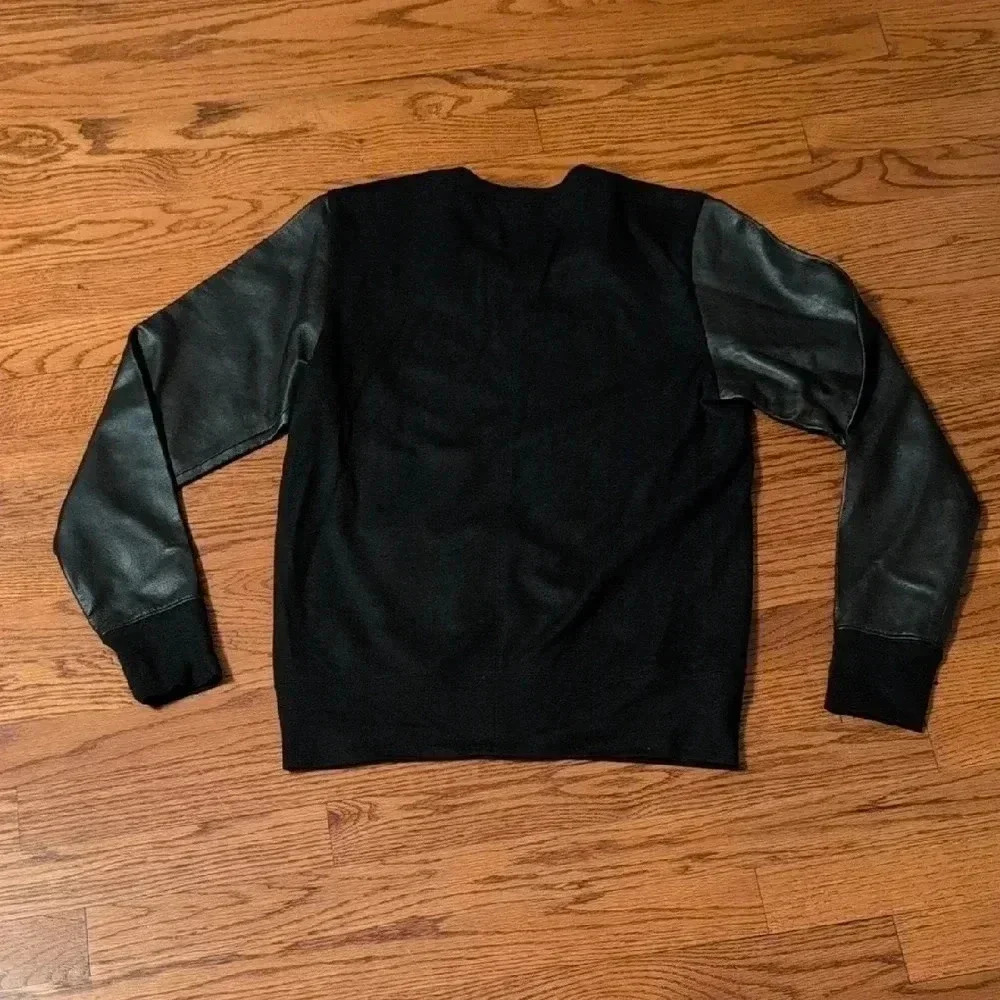 Helmut Lang - Chic Black Crewneck Sweater - Picture 5 of 5